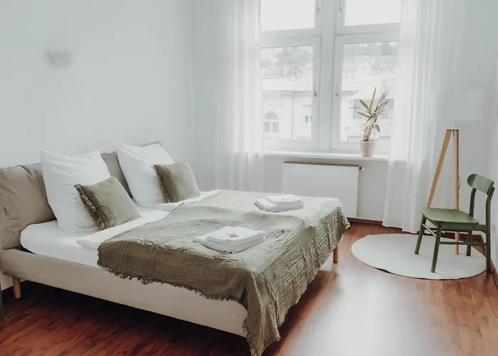 Weinstrassenzauber Altbauwohnung Mitten In Nw