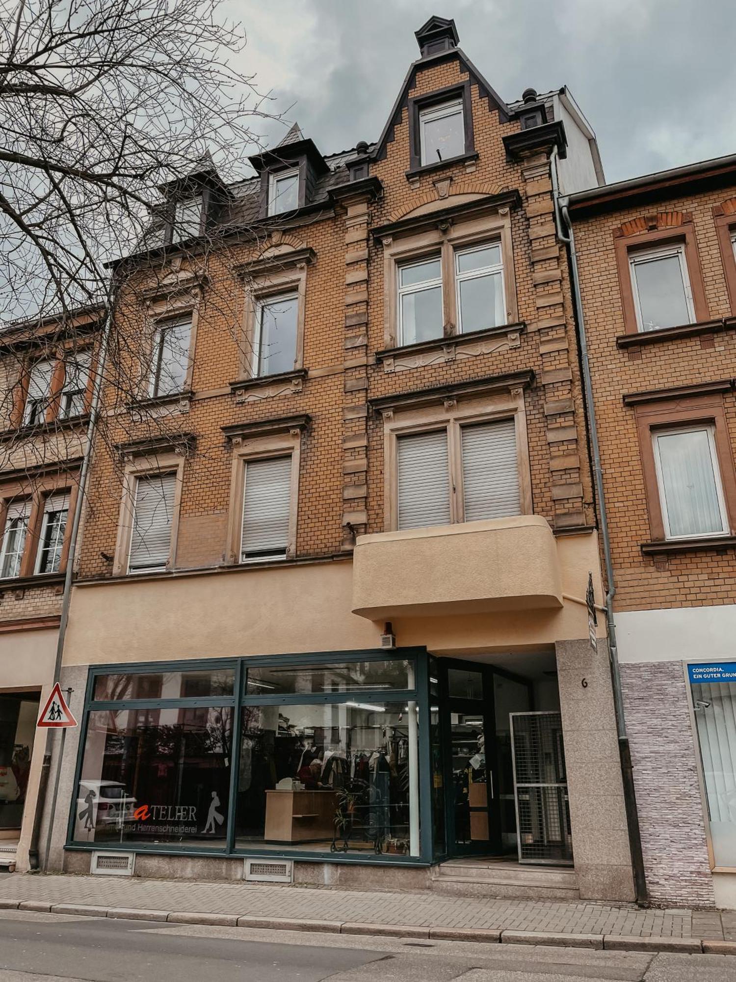 Weinstrassenzauber Altbauwohnung Mitten In Nw Apartment